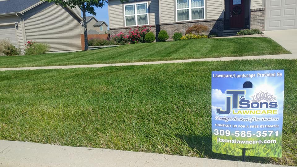Lawn Mowing Maintenance Bloomington, Landscaping Normal Il